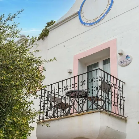 Dimora L'approdo * 圣特雷莎加卢拉