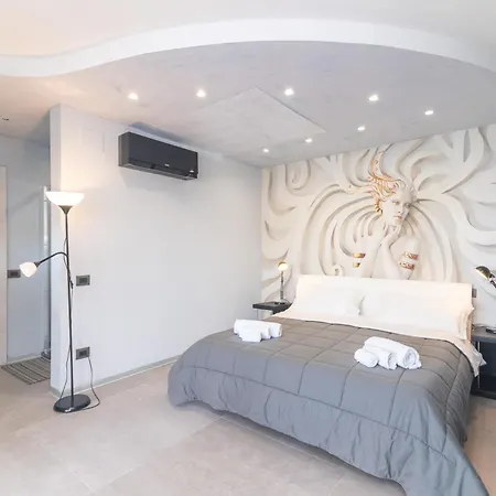 Dimora L'approdo * サンタ・テレーザ・ガッルーラ